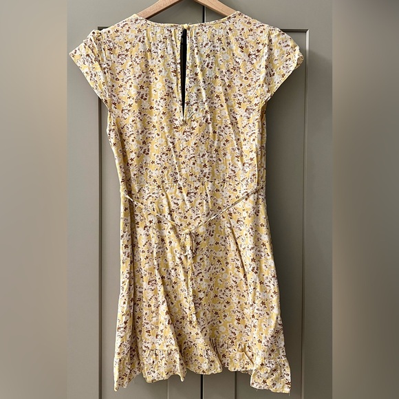 Yellow floral mini dress - Picture 3 of 3